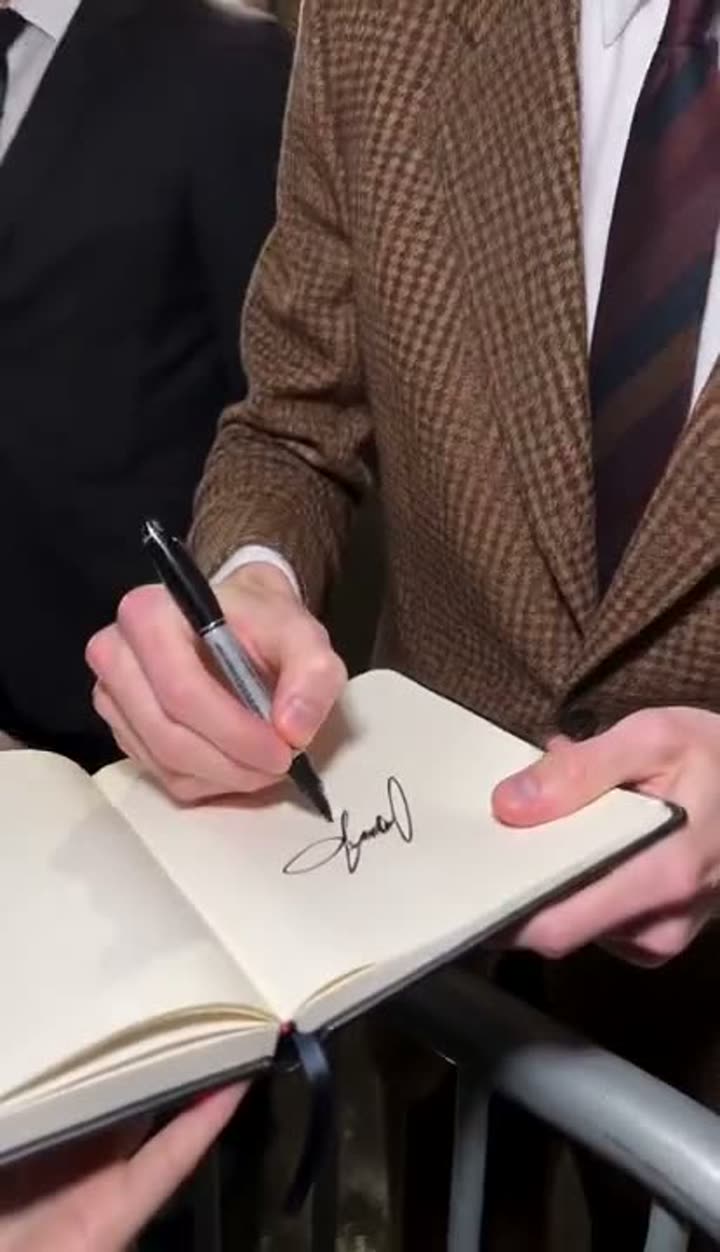 Autograph